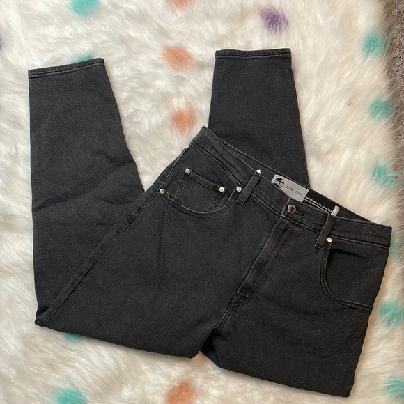 Levi’s Light‎ Black Silver Tab Mom Jeans Size 32 - Picture 1 of 9
